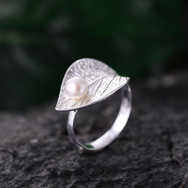 Pearl and Leaf Ring - Boutique Bristol